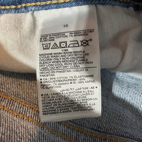 Old Navy High-Rise O.G. Straight Jeans Women Size 18 / Secret Smooth Pockets - Picture 4 of 8